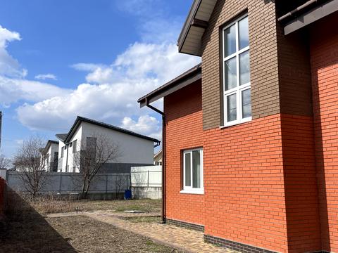 дом по адресу Лобановського