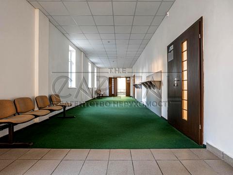 комерційна за адресою Берестейське шосе (Брест-Литовське), 8а