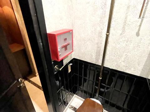 коммерческая по адресу Приморский бульв., 4