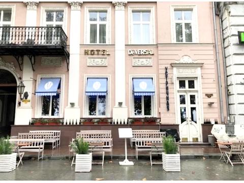 коммерческая по адресу Приморский бульв., 4