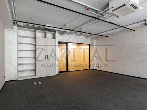 коммерческая по адресу Златоустовская ул., 3