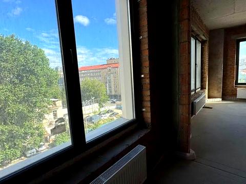 комерційна за адресою Володимирська вул., 86-А