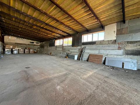 комерційна за адресою Чорних Запорожців вул. (Бориса Кротова), 39