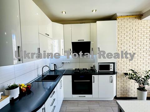 квартира за адресою Соборна вул., 126/14