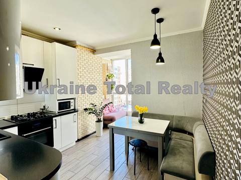 квартира за адресою Соборна вул., 126/14