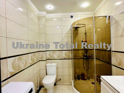 квартира за адресою Соборна вул., 126/14