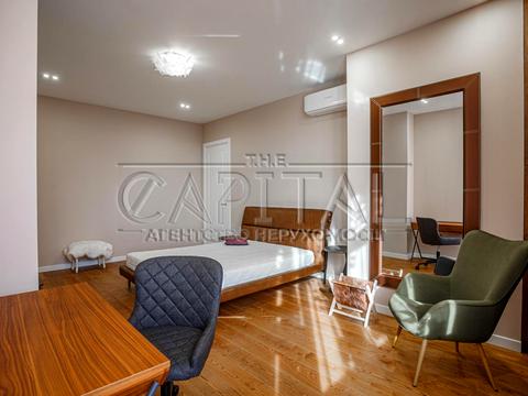 квартира за адресою Дніпровська набережна вул., 14-Б