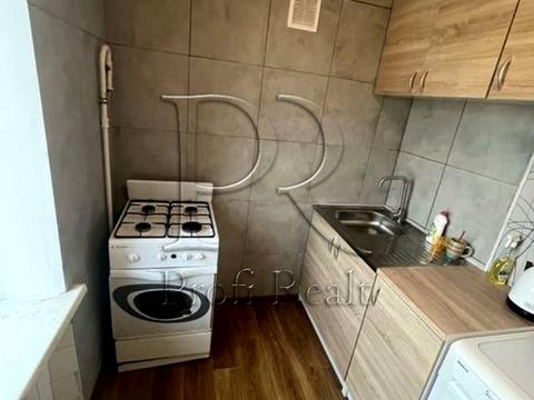 квартира за адресою Сірожупанників вул. (Валентина Сєрова), 30-Б