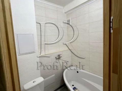 квартира за адресою Сірожупанників вул. (Валентина Сєрова), 30-Б