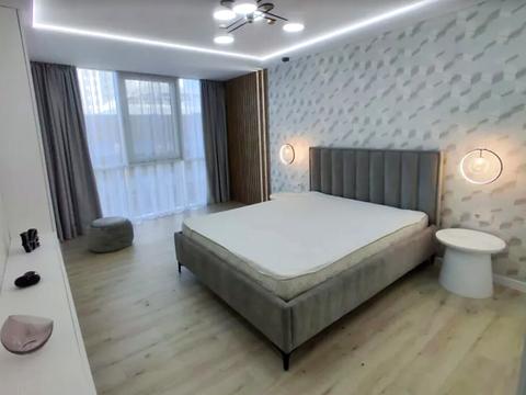 квартира по адресу Героев Евромайдана пл., 9