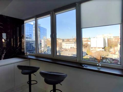 квартира по адресу Героев Евромайдана пл., 9