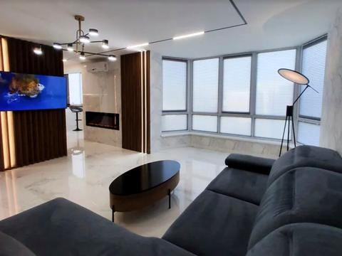 квартира по адресу Героев Евромайдана пл., 9