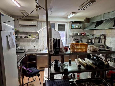 коммерческая по адресу Институтская ул., 11