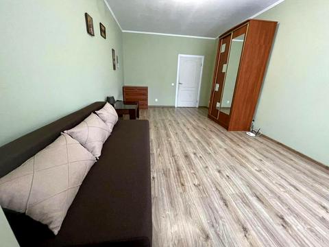 квартира за адресою Червоної Калини просп., 72-А
