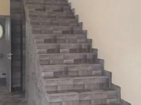 1862551841075694