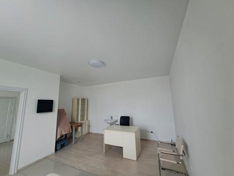 комерційна за адресою Микулинецька вул., 5