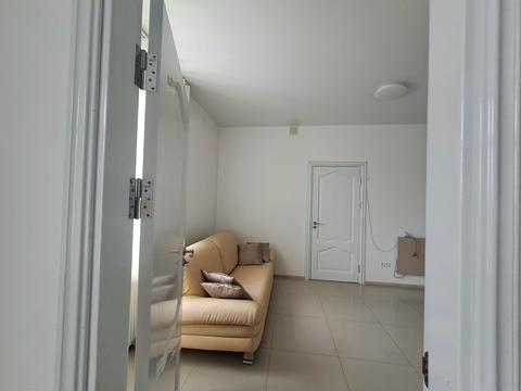 комерційна за адресою Микулинецька вул., 5