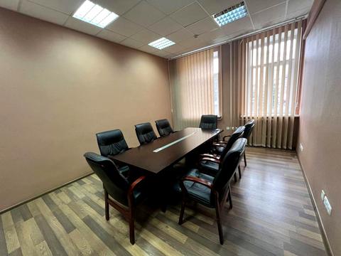 коммерческая по адресу Жилянская ул., 31