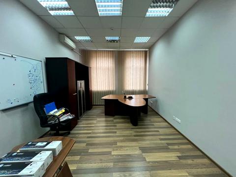 коммерческая по адресу Жилянская ул., 31