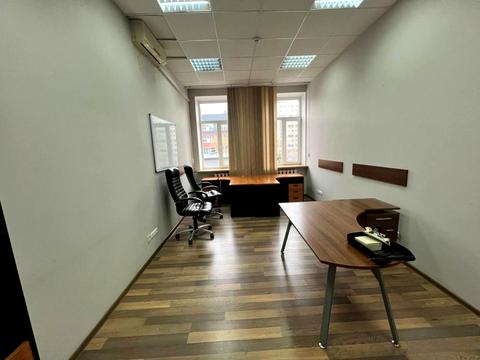 коммерческая по адресу Жилянская ул., 31