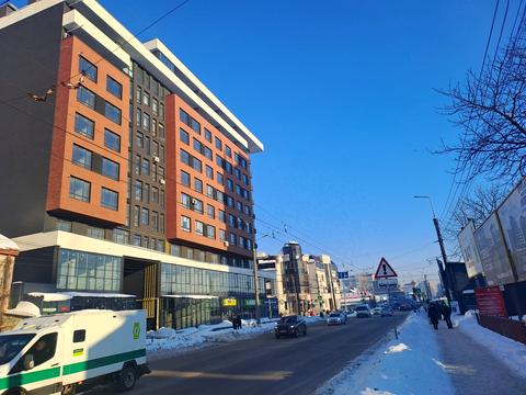 комерційна за адресою Торговиця вул., (Будинок)