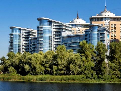 квартира за адресою Раїси Окіпної вул., 18