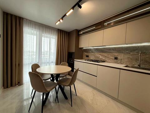 квартира по адресу Степана Бандеры просп., (Будинок)