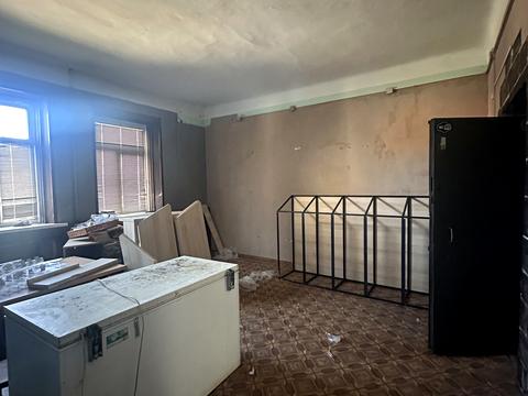 коммерческая по адресу Воїнів-Афганців ул. (Воїнів-Інтернаціоналістів), 6