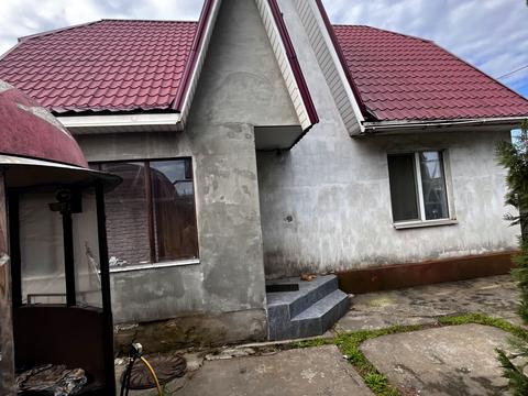 будинок за адресою Марусі Чурай вул. (Лермонтова)