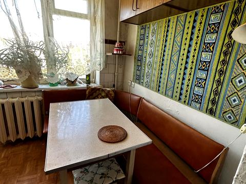 квартира за адресою Київ, Будівельників вул., 16