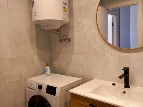 квартира за адресою Причальна вул., 12