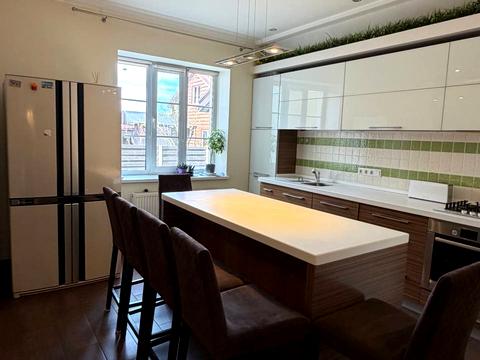 будинок за адресою Івана Богуна вул. (Богунського)