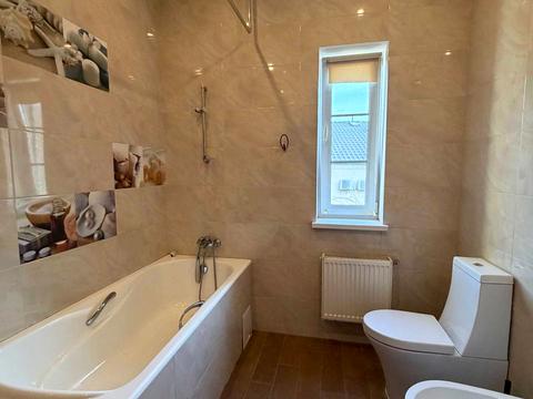 будинок за адресою Івана Богуна вул. (Богунського)