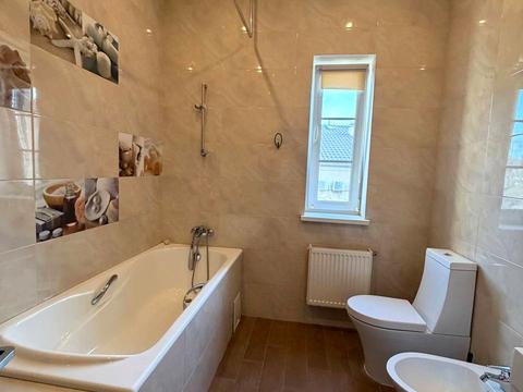 будинок за адресою Івана Богуна вул. (Богунського)