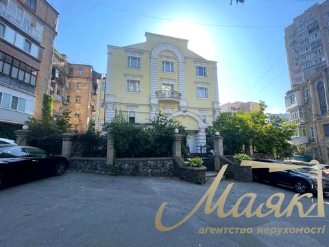 коммерческая по адресу Саксаганского ул., 67