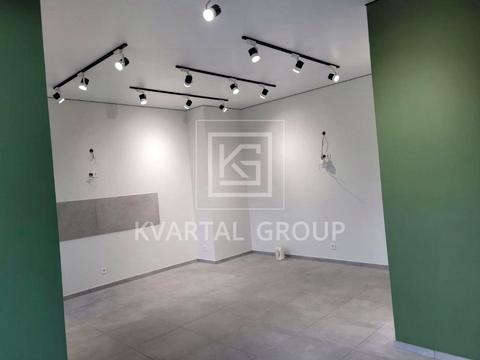 комерційна за адресою Івана Кожедуба вул., 3