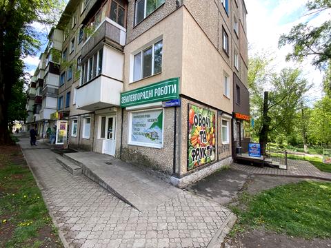 комерційна за адресою 200-річчя Кривого Рогу просп., 12