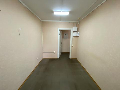 комерційна за адресою 200-річчя Кривого Рогу просп., 12