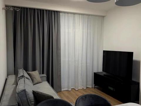 квартира за адресою Салютна вул., 2к9
