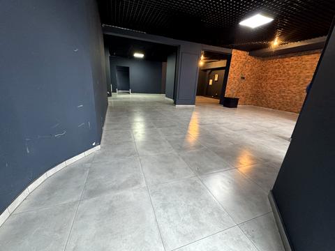 комерційна за адресою Медова вул., 2