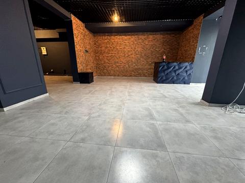 комерційна за адресою Медова вул., 2