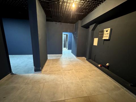 комерційна за адресою Медова вул., 2