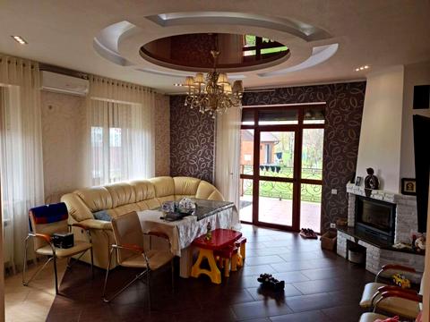 дом по адресу соборна ву.