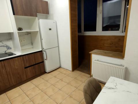 квартира за адресою Райдужний масив вул., 9а