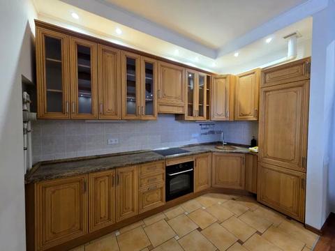 квартира за адресою Будівельників вул., 30