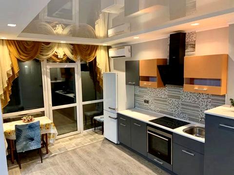 квартира за адресою Полковника Гуляєва просп. (Маршала Жукова), 111