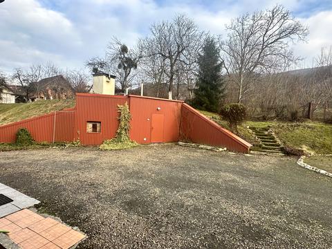 будинок за адресою Дружби