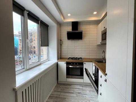 квартира за адресою Велика Васильківська вул. (Червоноармійська), 45/17