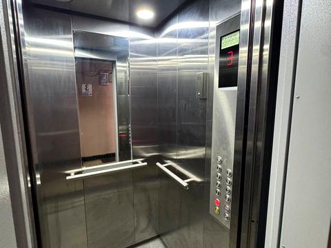 квартира за адресою Велика Васильківська вул. (Червоноармійська), 45/17