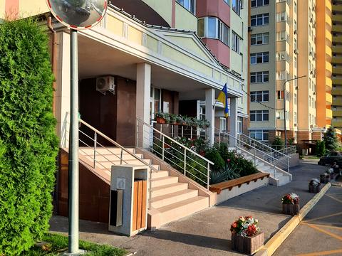 квартира за адресою Сім'ї Кульженків вул. (Петра Дегтяренка), 35